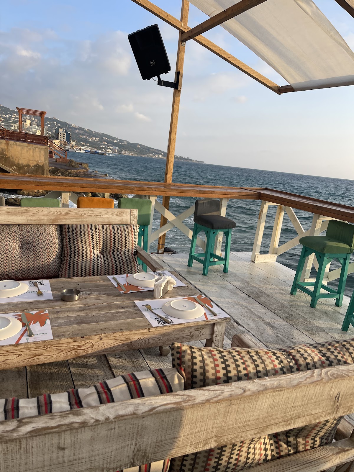Bar del Mar by Palms — photograph 3