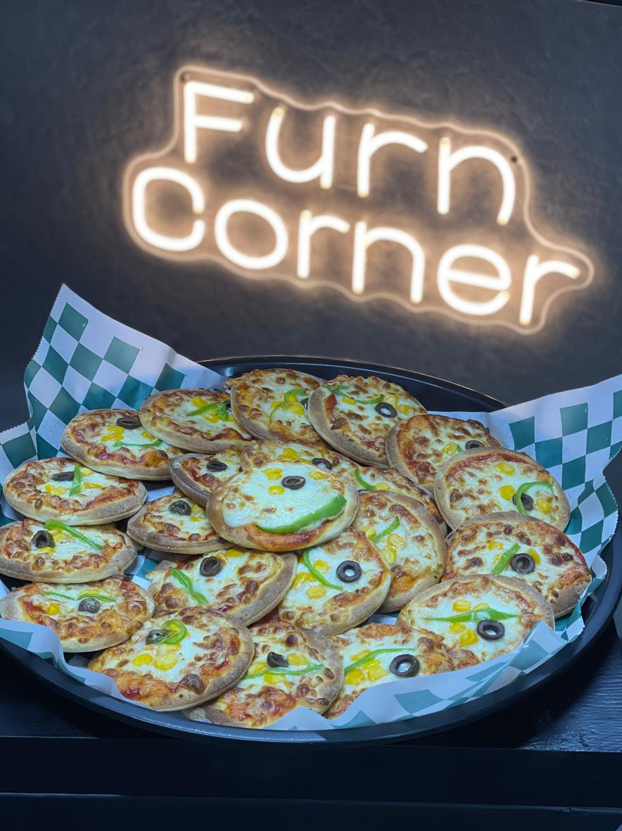 Furn Corner — photograph 2
