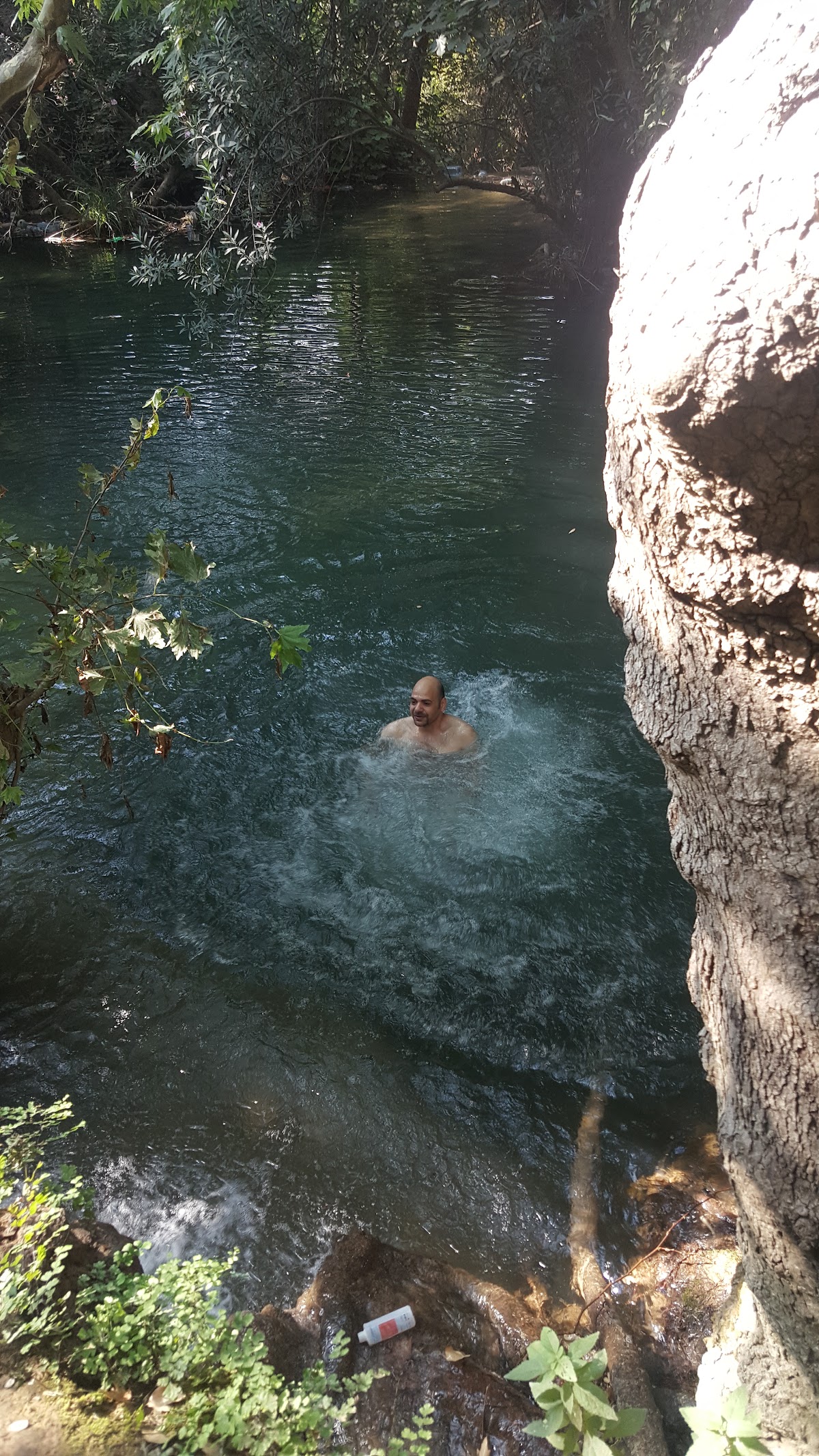 Nahr el Hammam Waterfalls — photograph 2