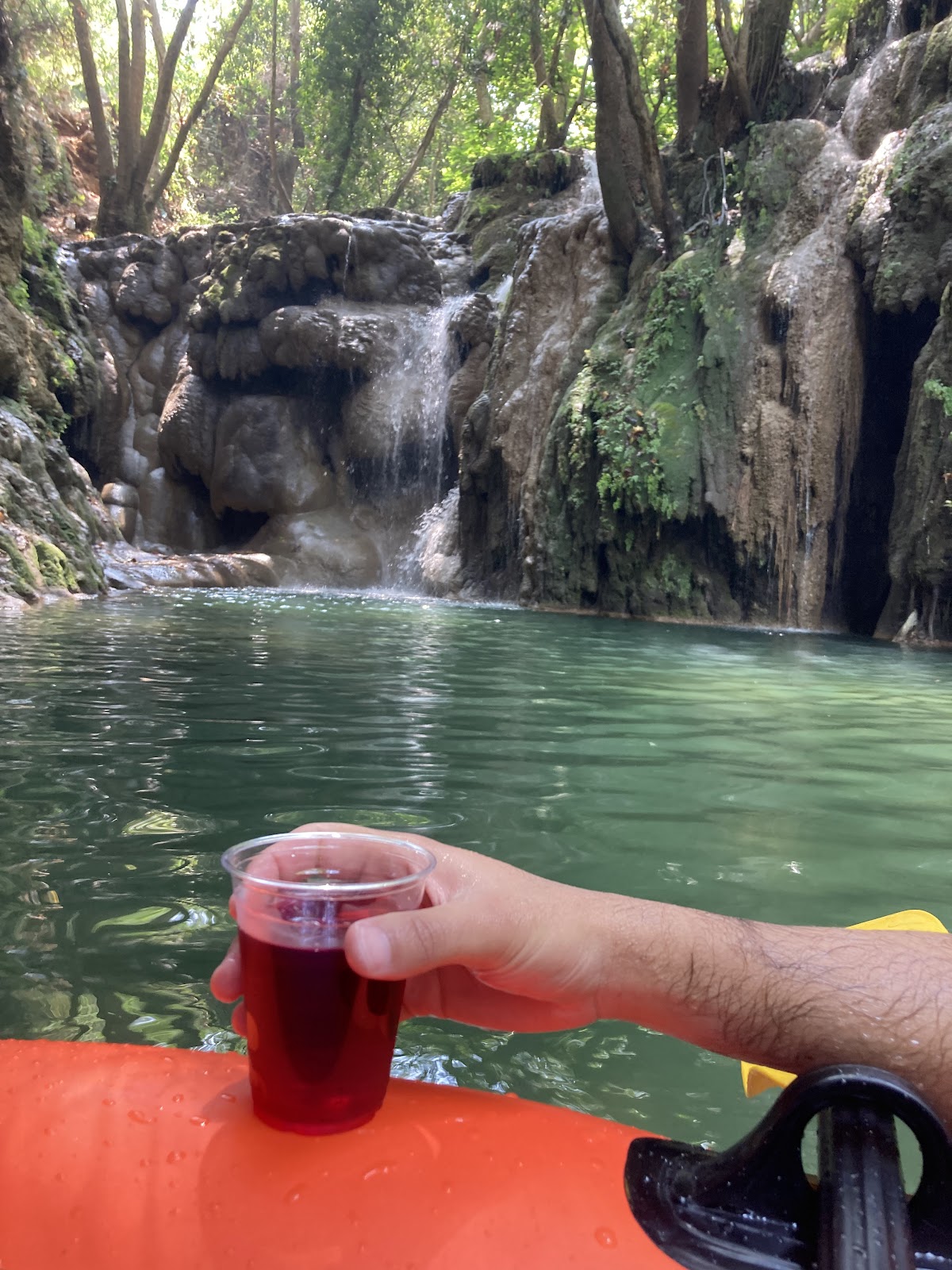 Nahr el Hammam Waterfalls — photograph 5