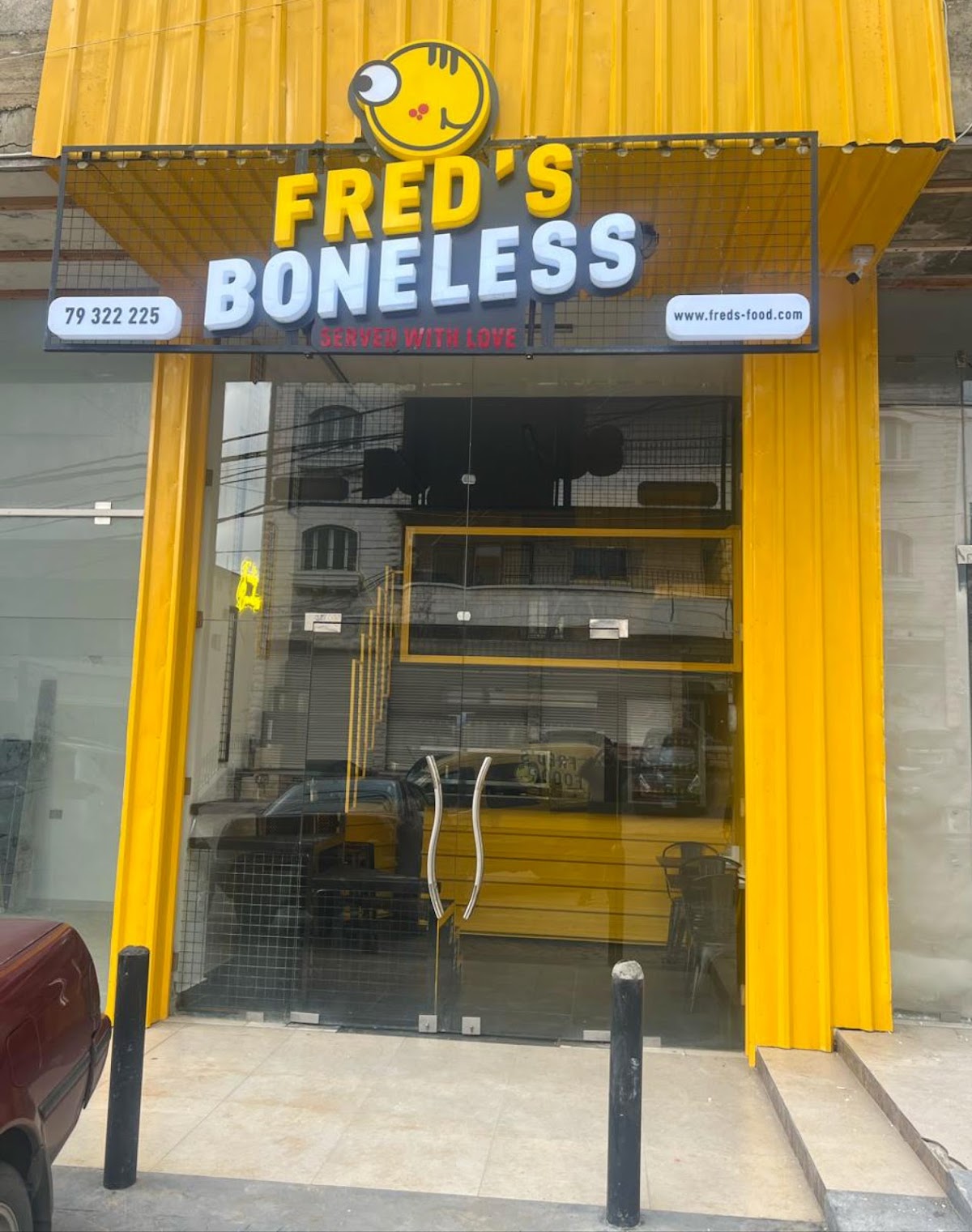 Fred's Boneless Dmit