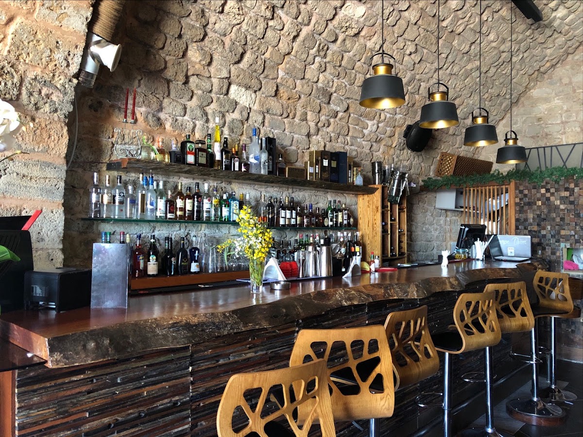 Redwood sushi and international cuisine