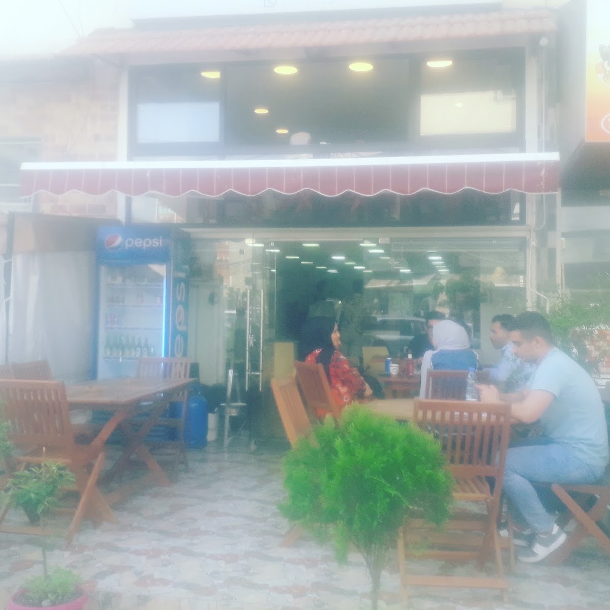 Daniel coffee shop — photograph 2