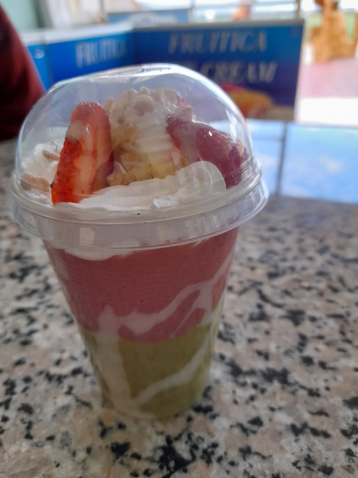 Cafeteria Asker Bouza Frutika — photograph 4