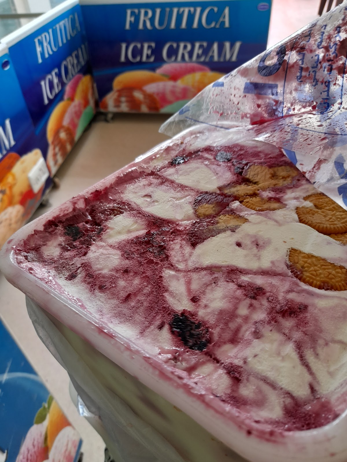 Cafeteria Asker Bouza Frutika — photograph 5