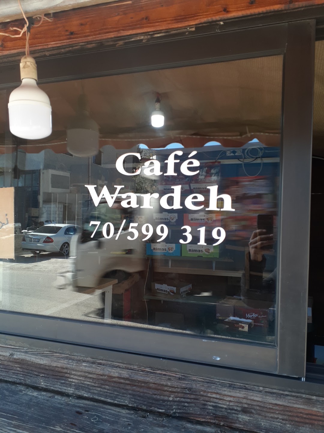 Caffé wardi 70599319