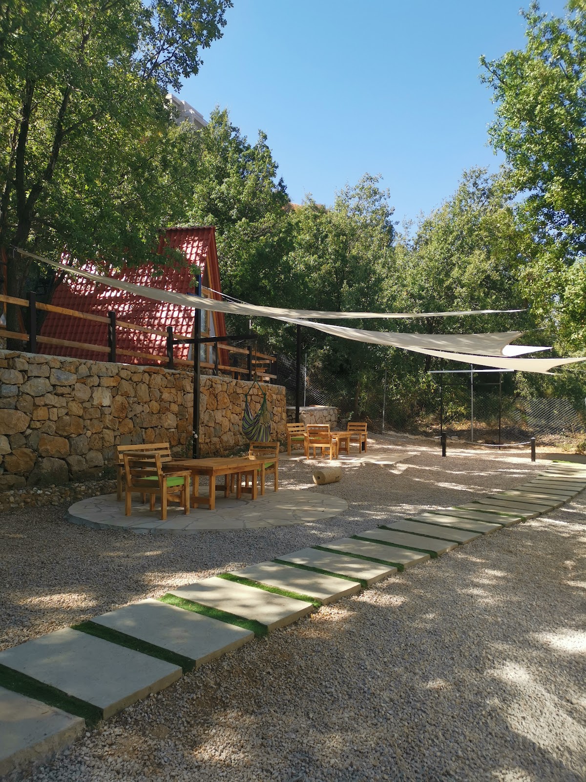 Satori Lebanon — photograph 6