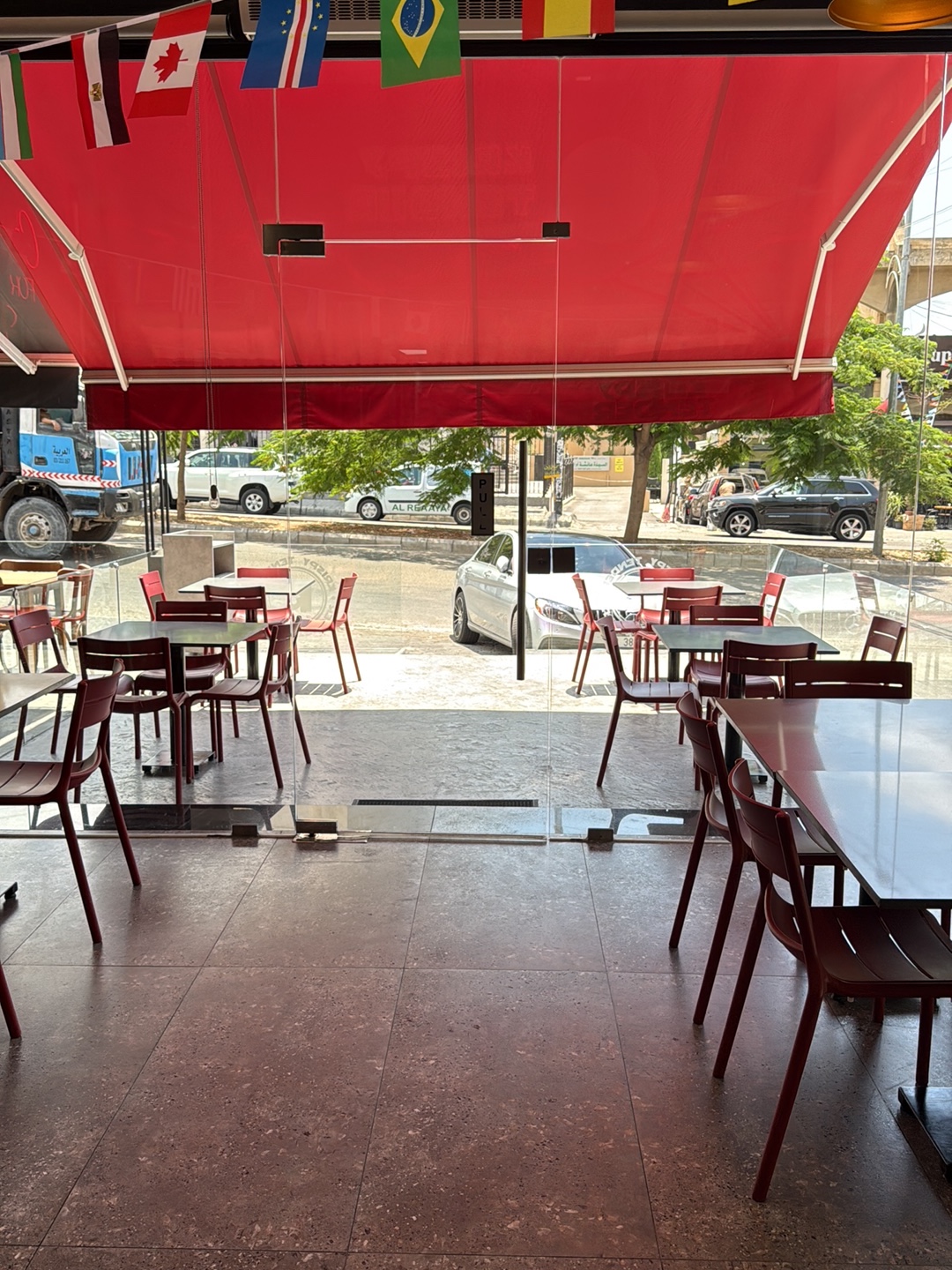 Krispy Tender — photograph 5
