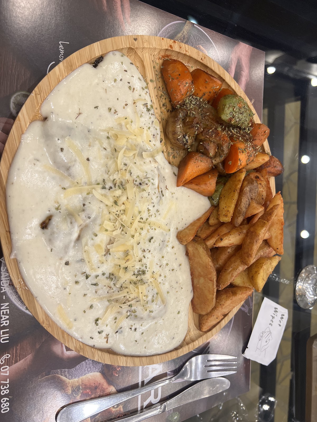 Ninar cafe — photograph 3