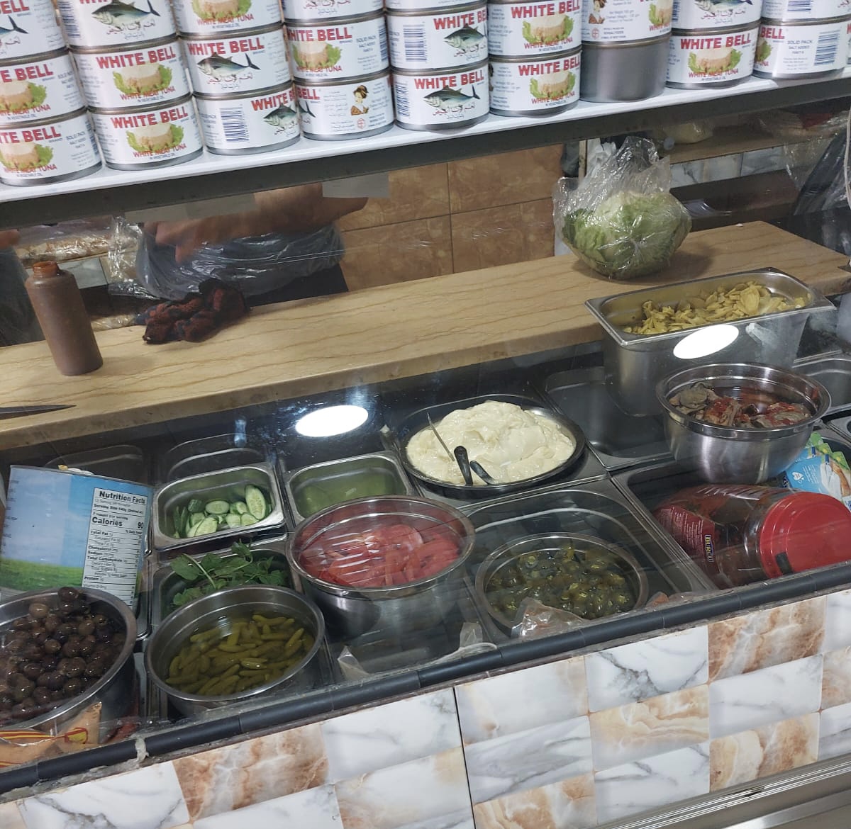 Shartouni Sandwich store — photograph 3