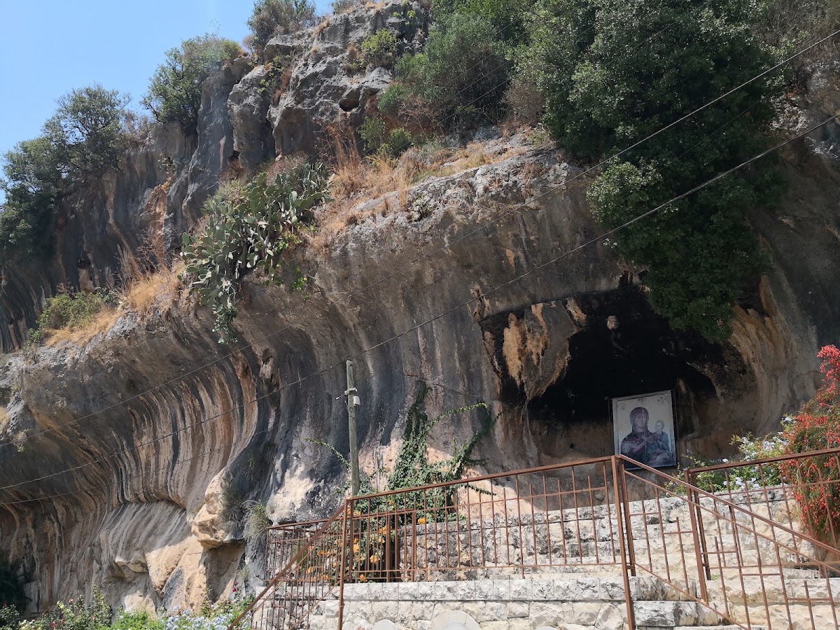 Monastery of Our Lady of Kaftoun — photograph 4