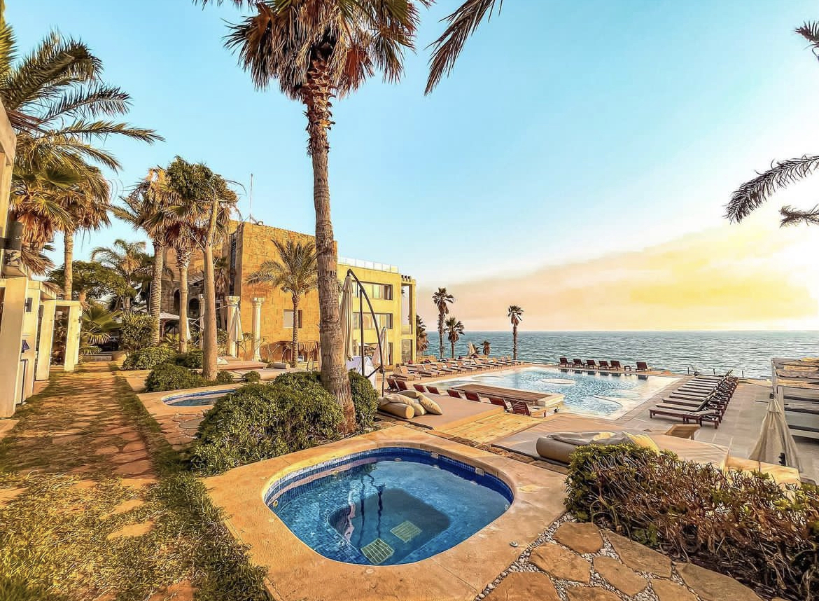 Chateau Cabana Resort