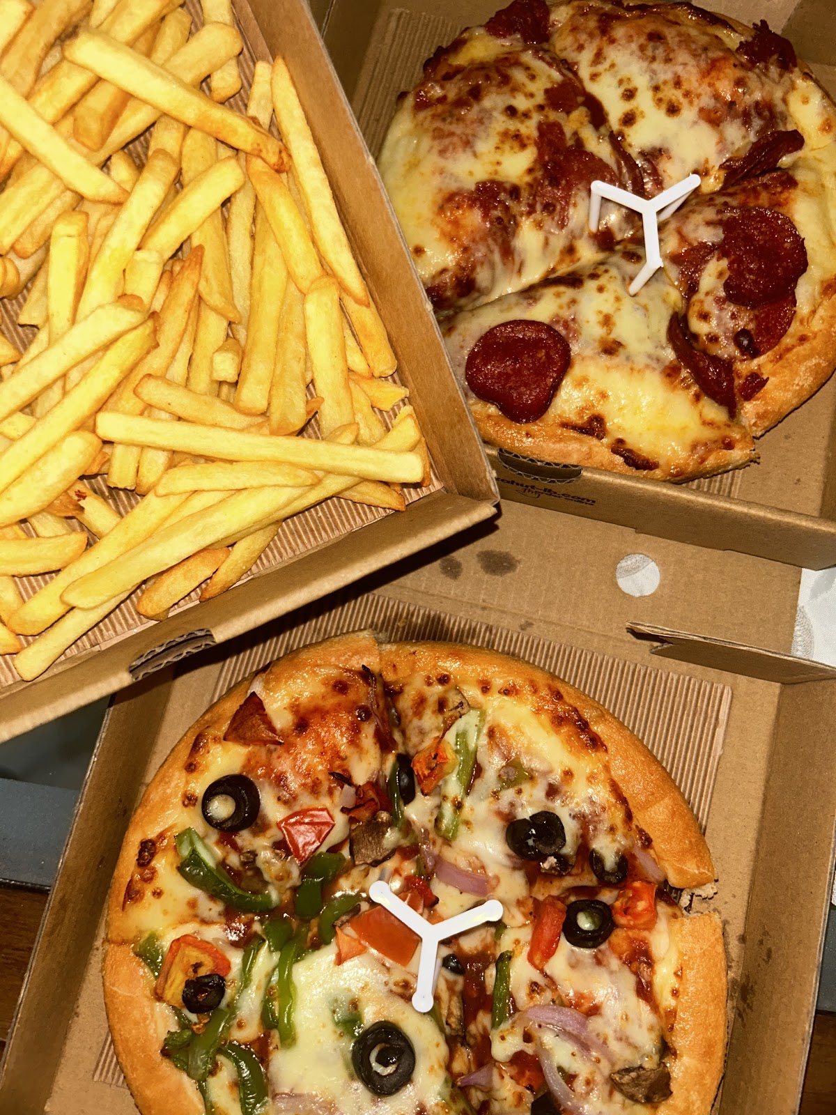 Pizza Hut Jnah — photograph 3