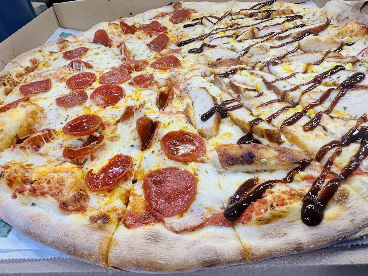 Pinchos pizza — photograph 3