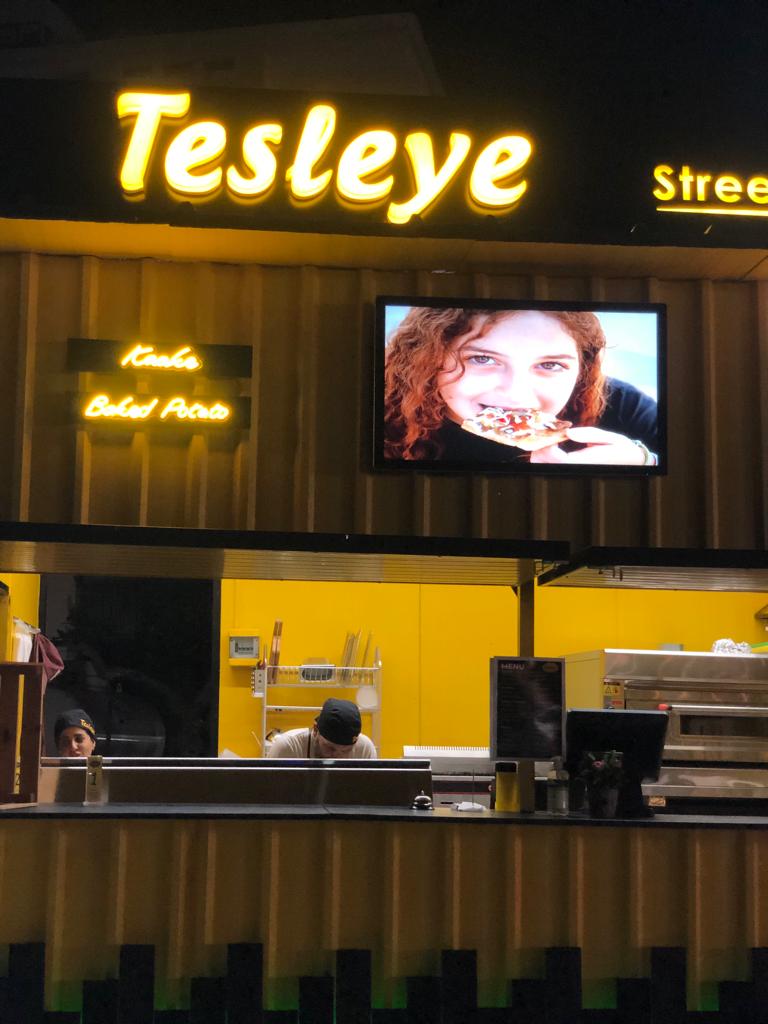 Tesleye Street Food — photograph 3