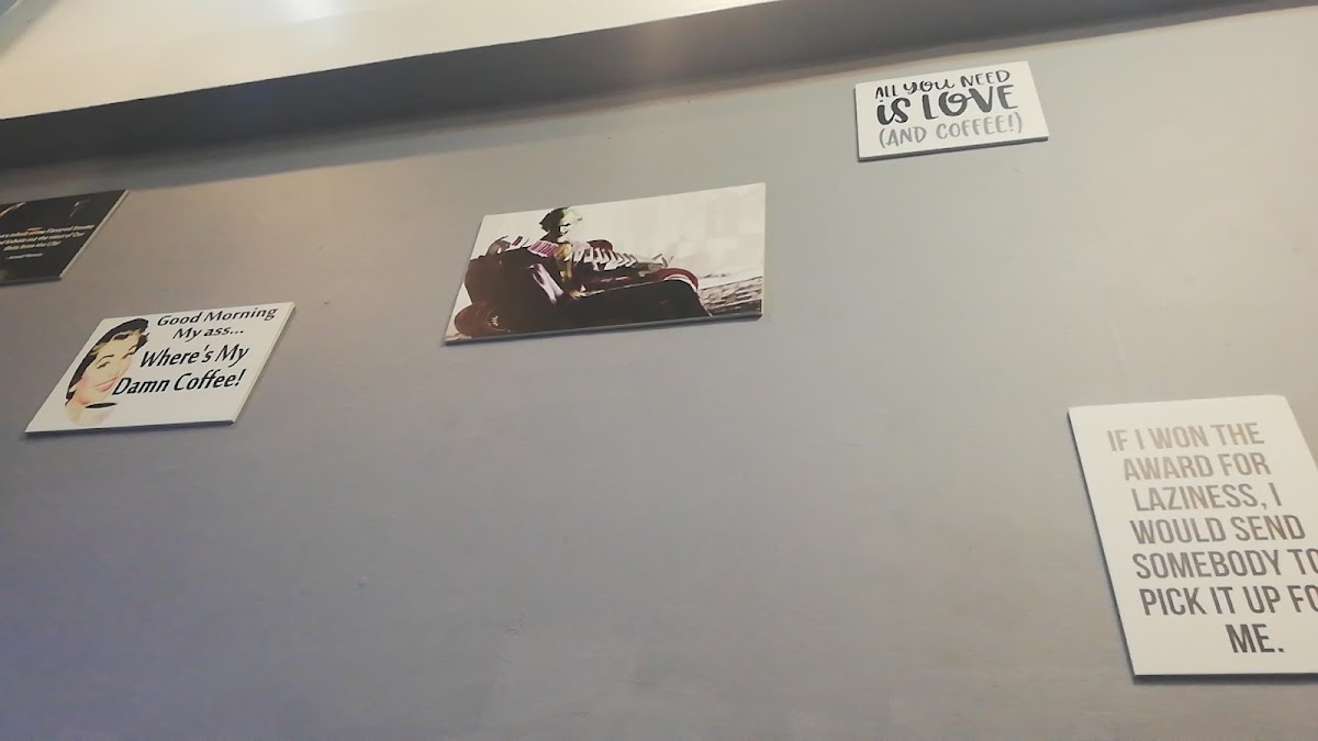 Tuffahtain — photograph 4