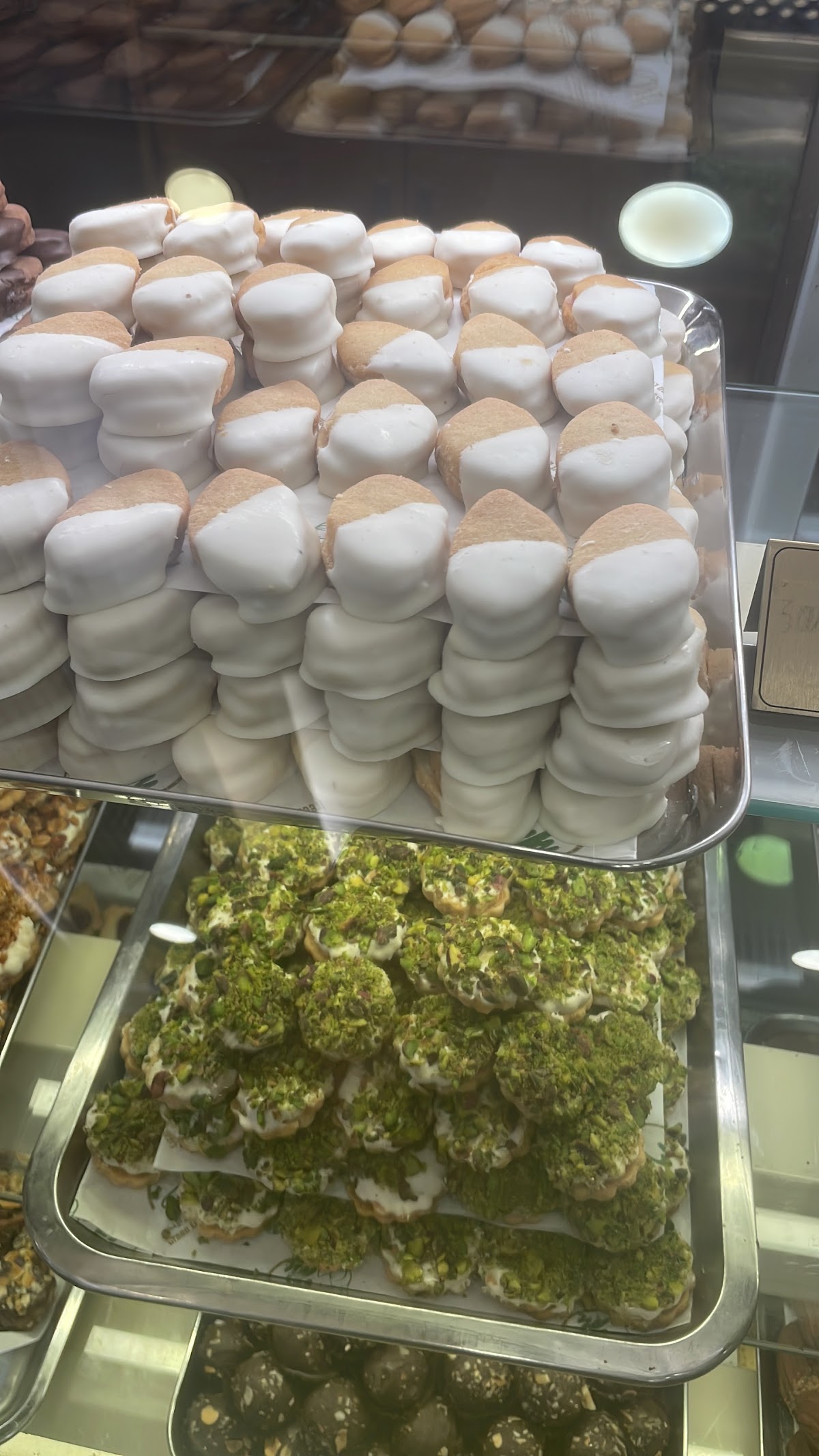 Green Lebanon Bakery — photograph 6
