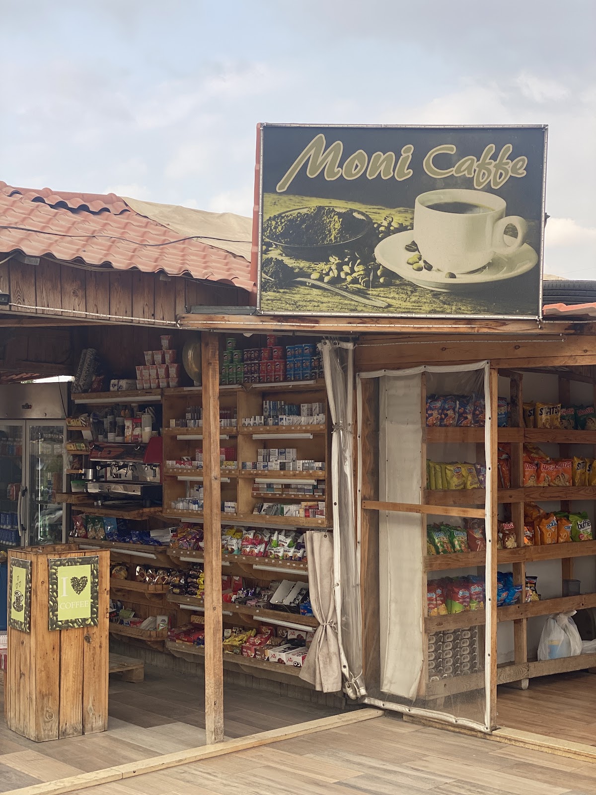 Moni Caffe