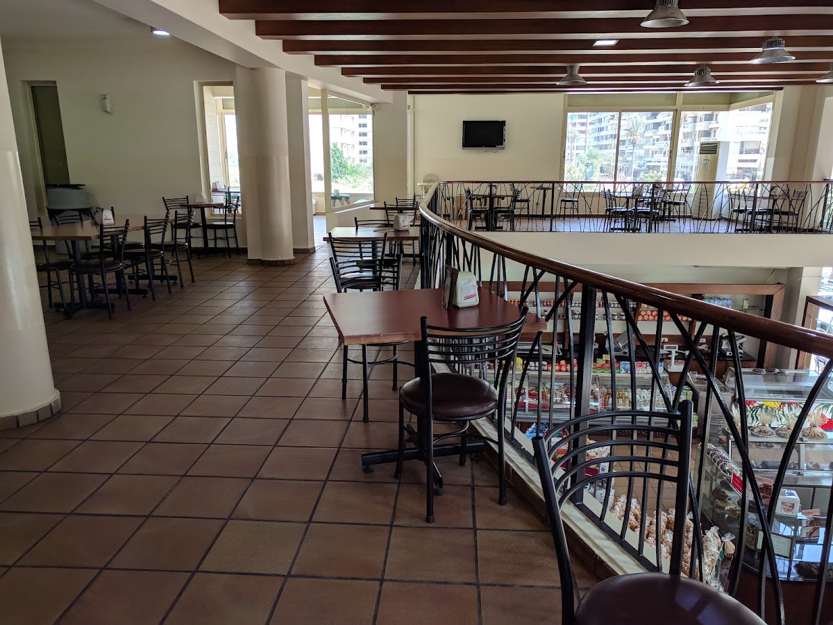 WoodenBakery Dahr Al-Ain — photograph 4