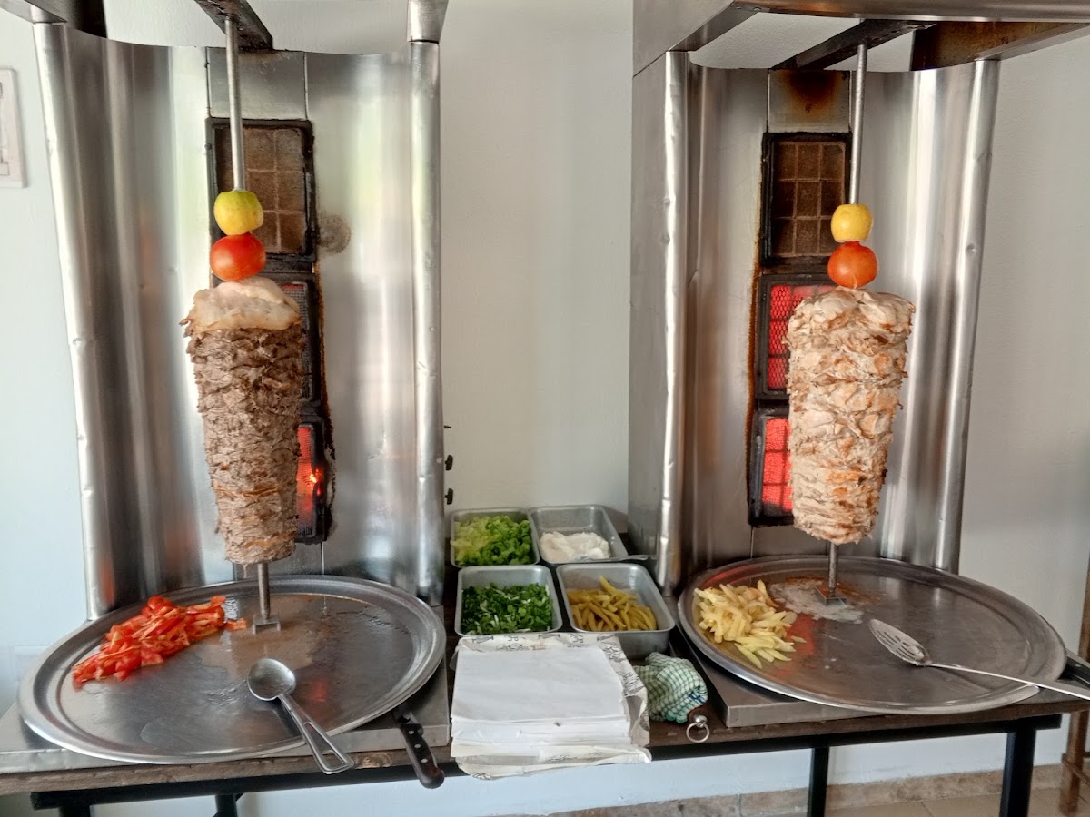 Malek Al Shawarma — photograph 2