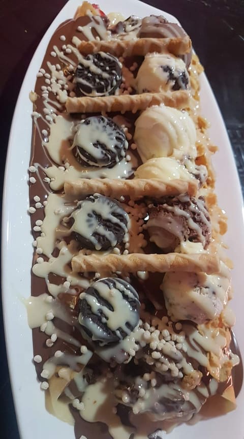 Al Rabih Sweets — photograph 3
