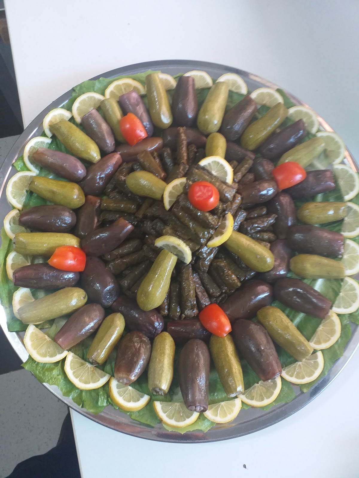 Al kamar 3al bab