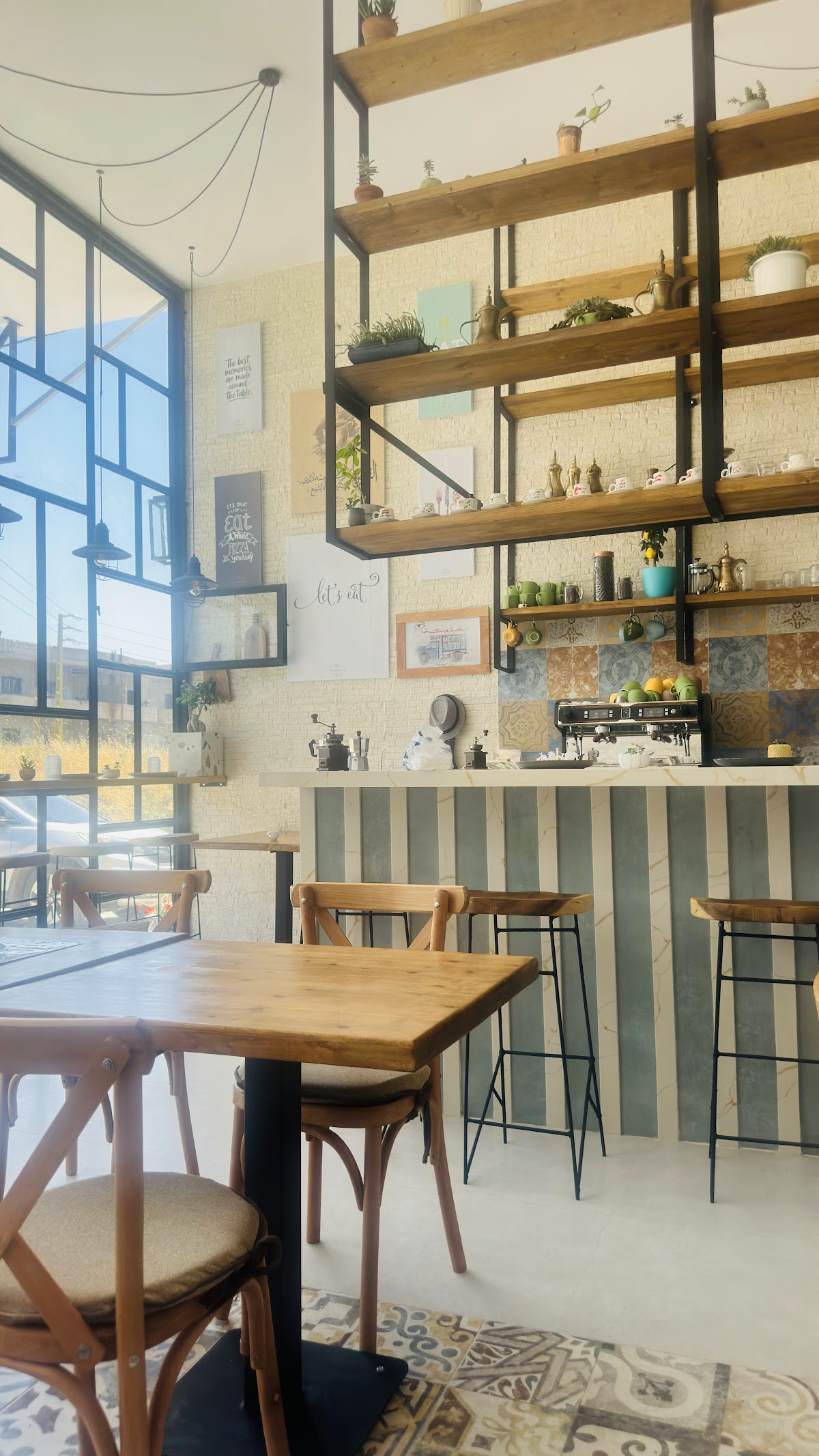 AROMICAFÉ — photograph 2