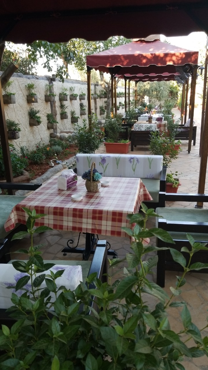 Bashawet Resto Cafe