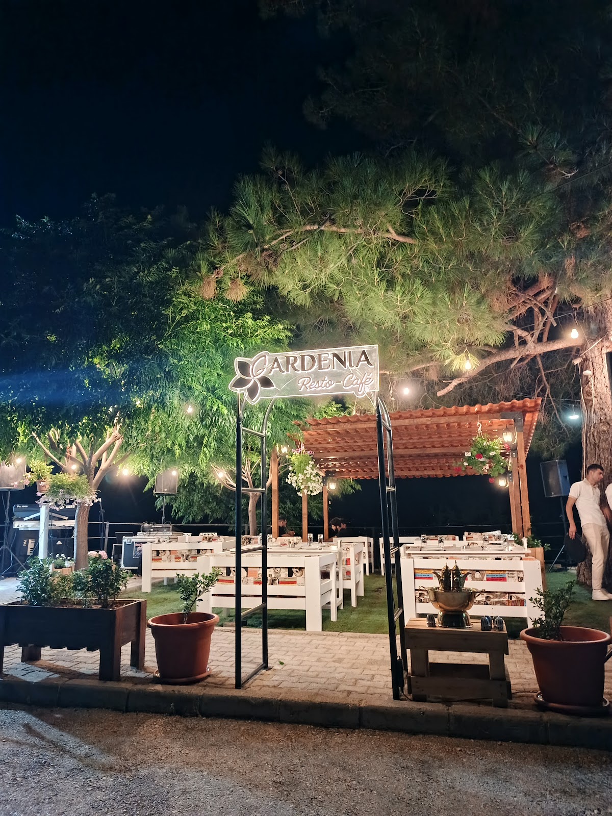 Gardenia Resto-café — photograph 4