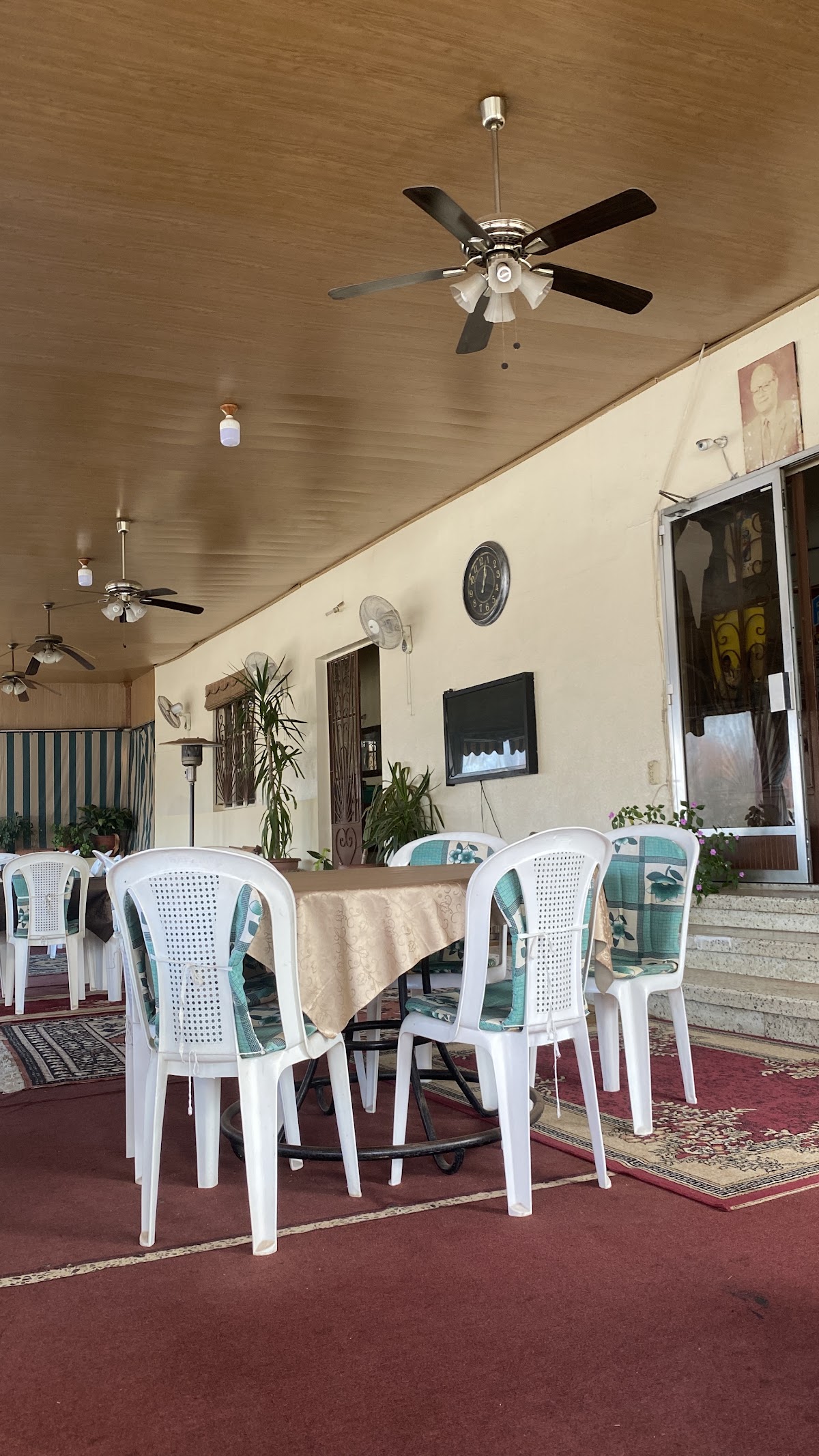 Nofaliya Restaurent & Café — photograph 6