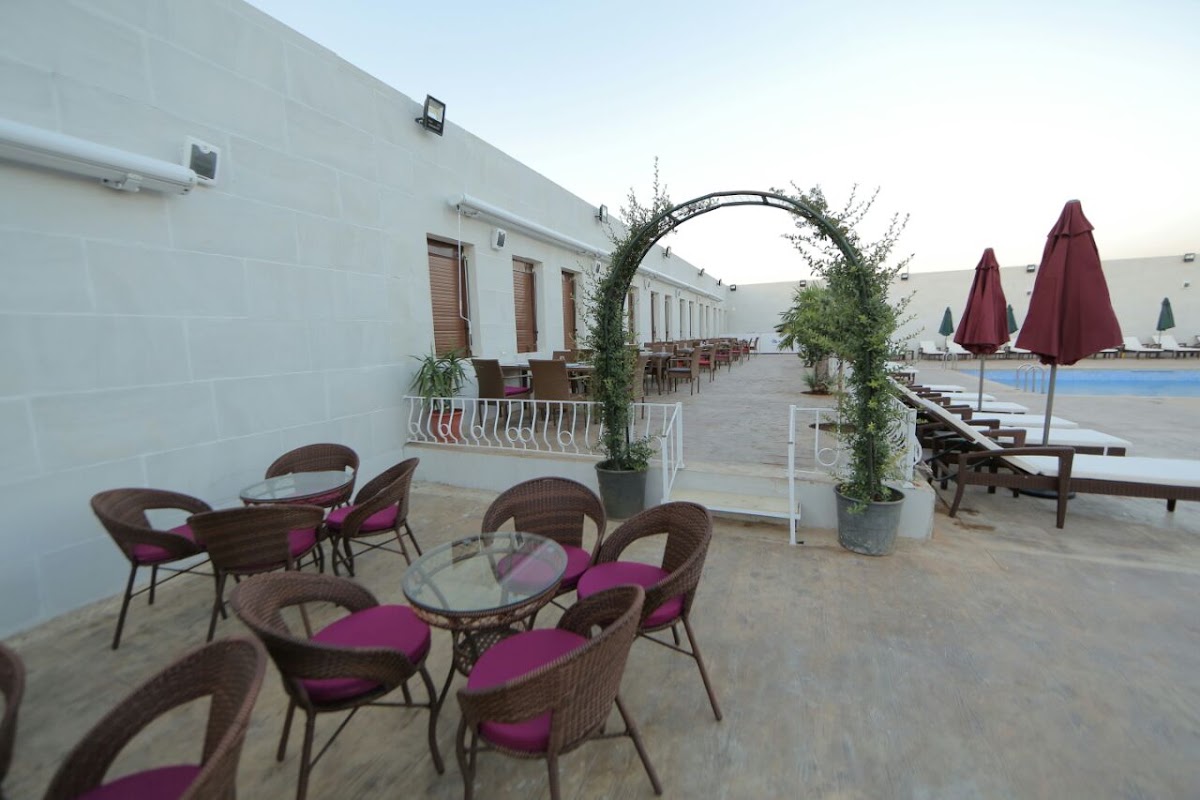 Sarahs club and resorte