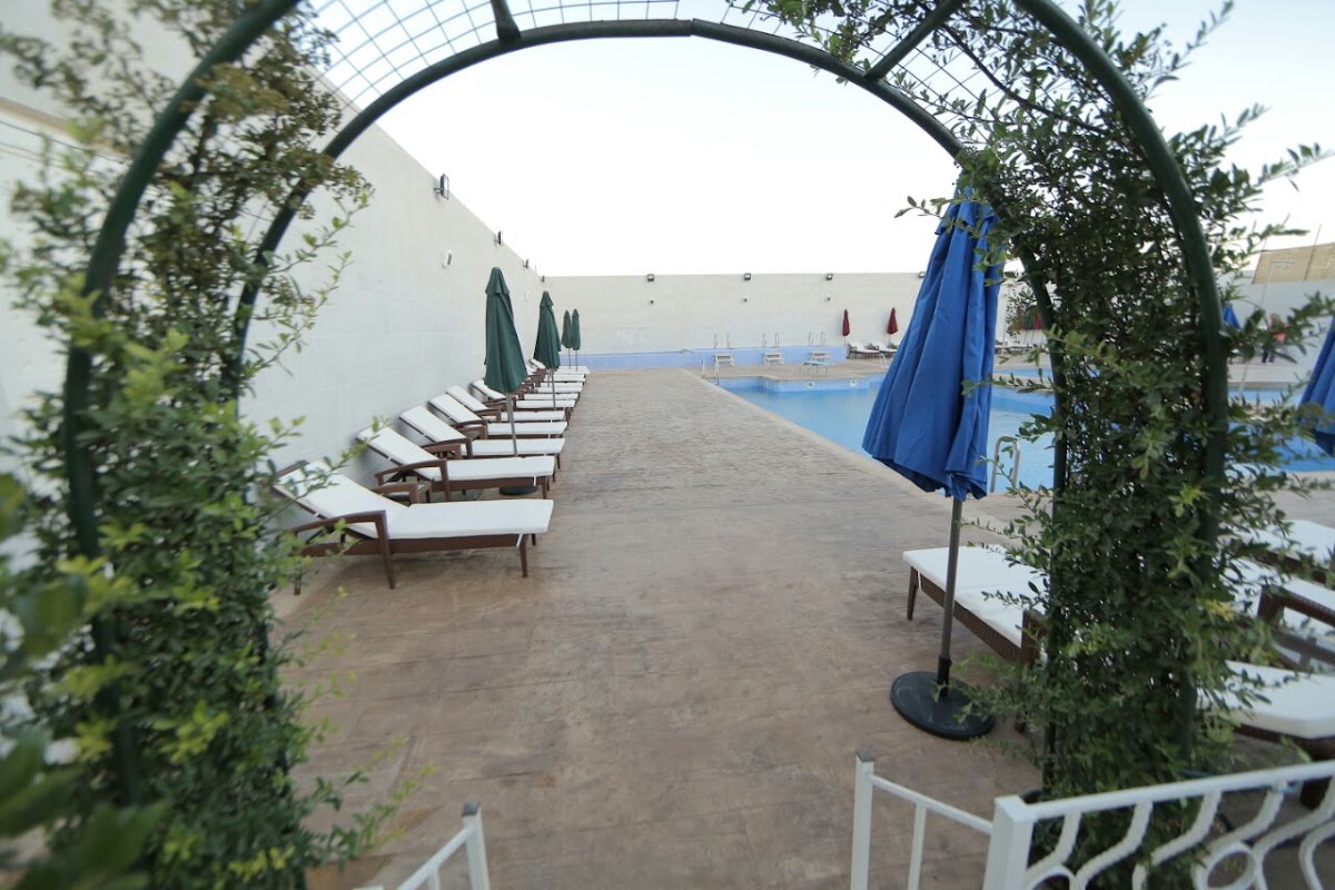 Sarahs club and resorte — photograph 4