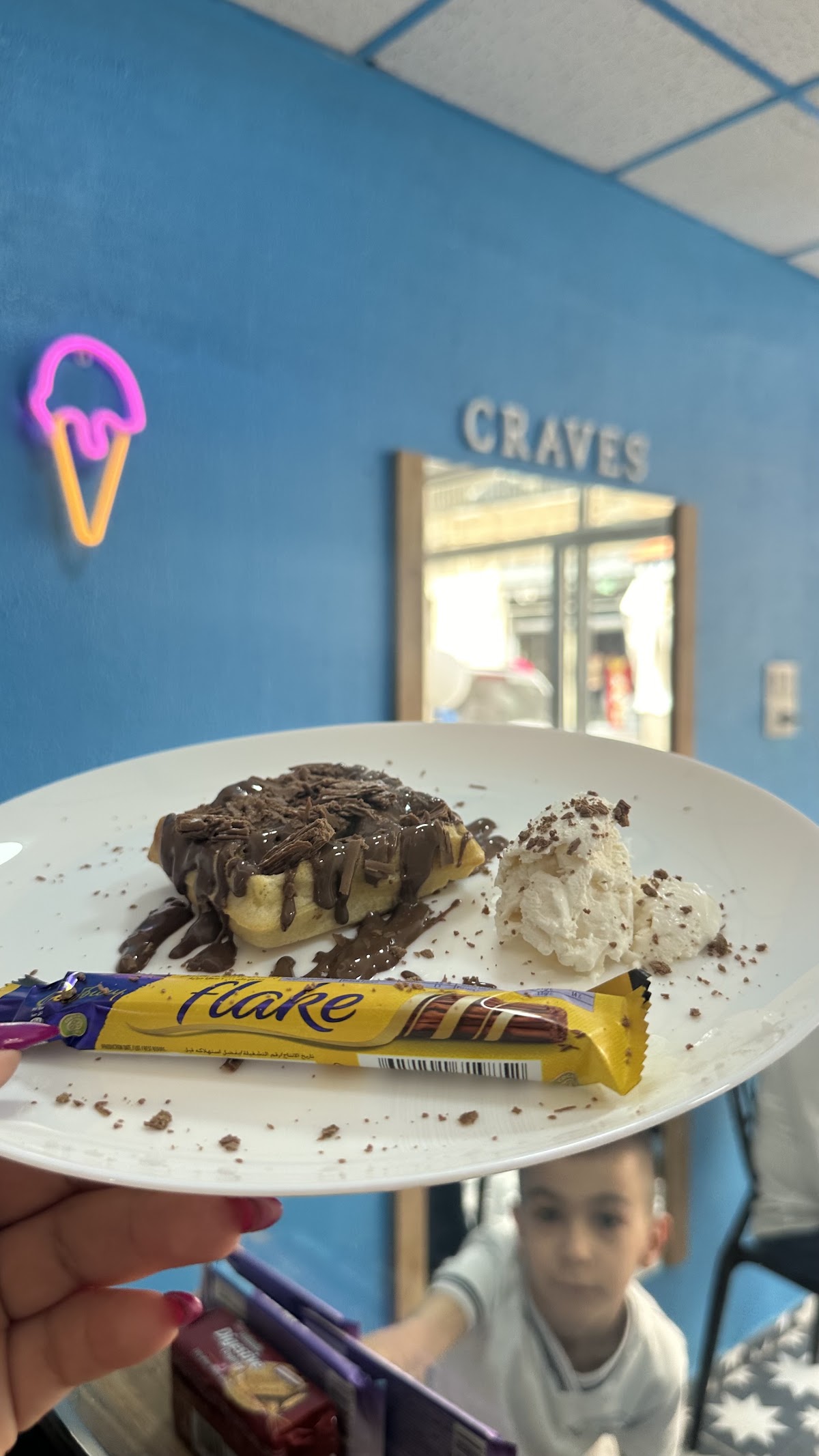 Craves — photograph 2