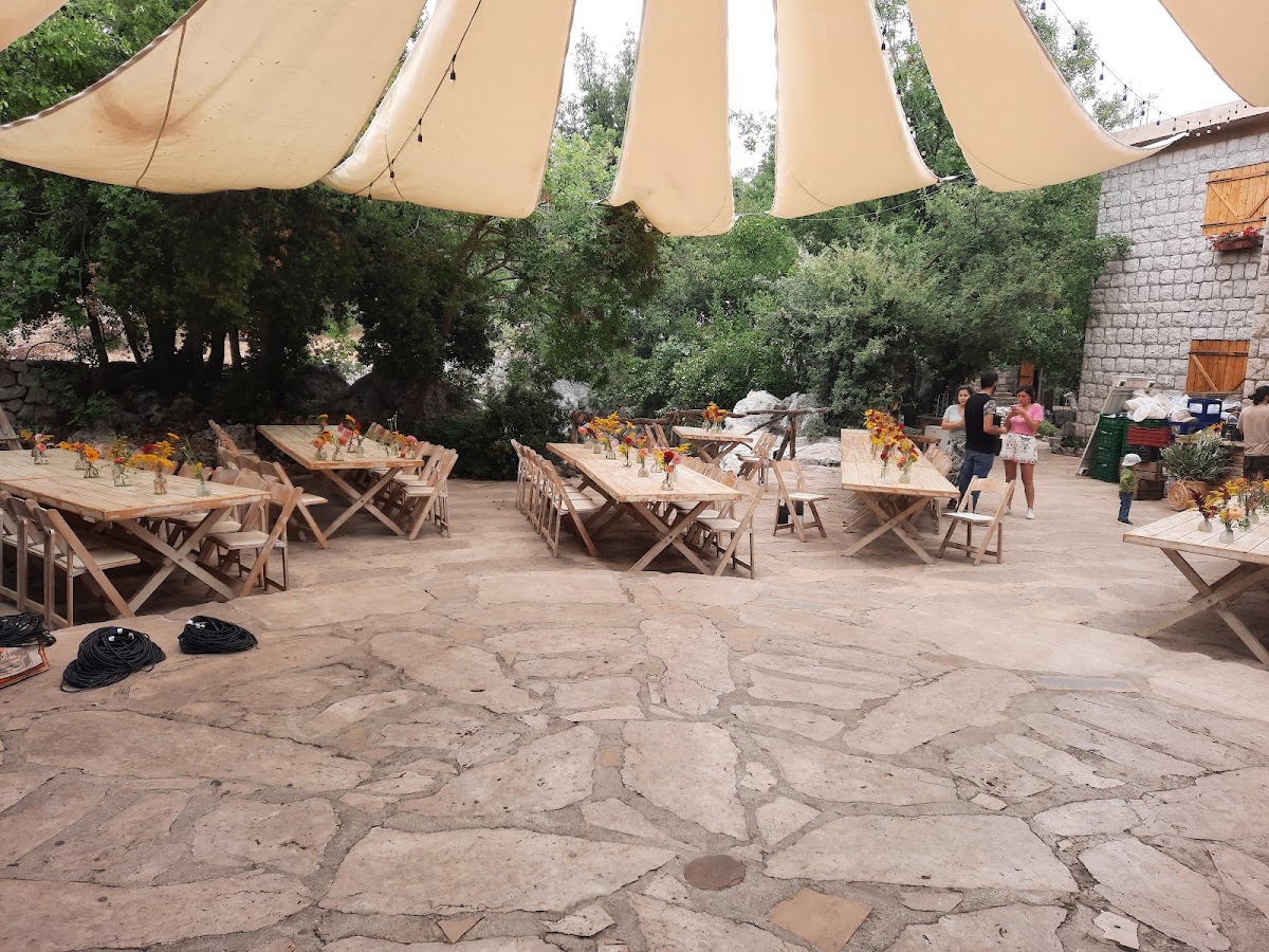 Domaine du Karst — photograph 3