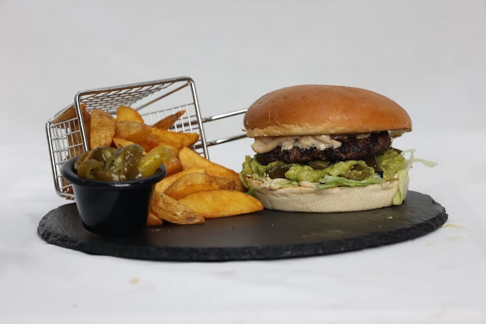 برغرز آند رابز