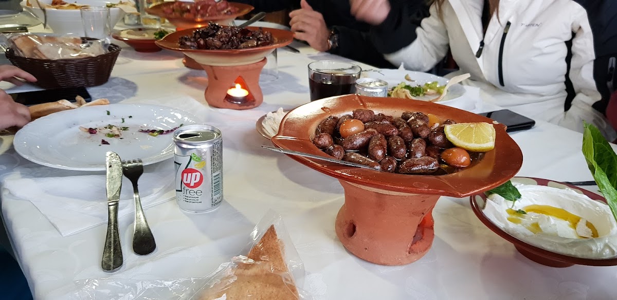 Al mehbaj Restaurant — photograph 3