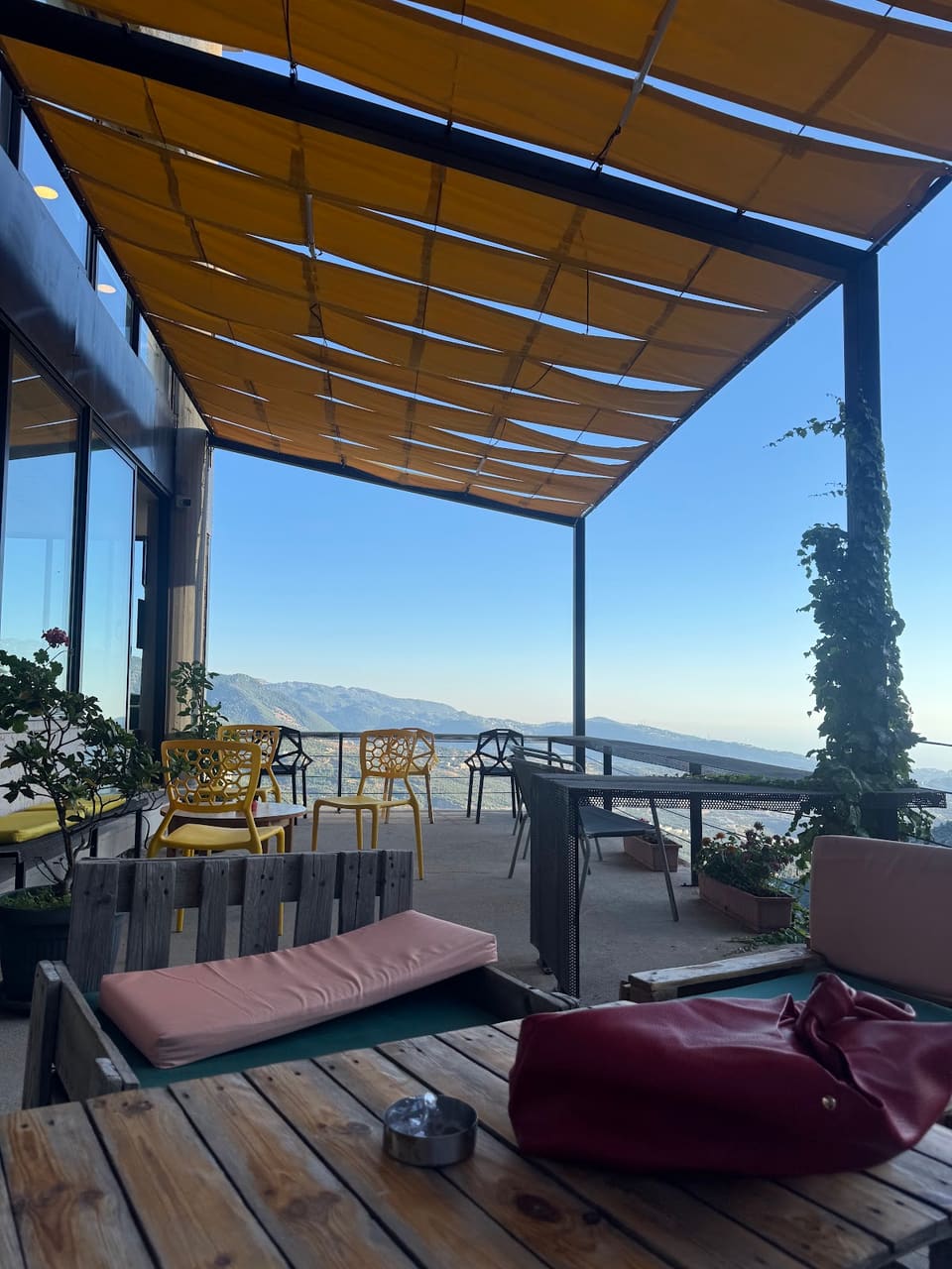 The Coffee House And Lounge
