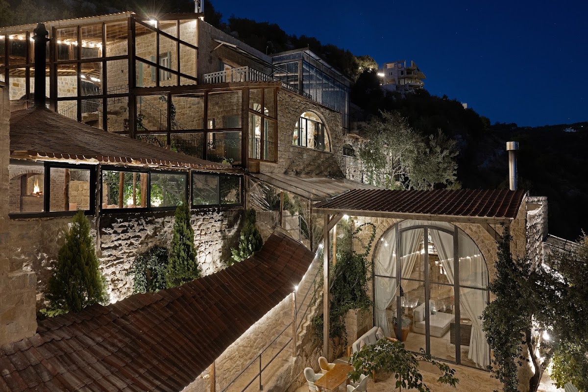 CASADAR Guesthouse