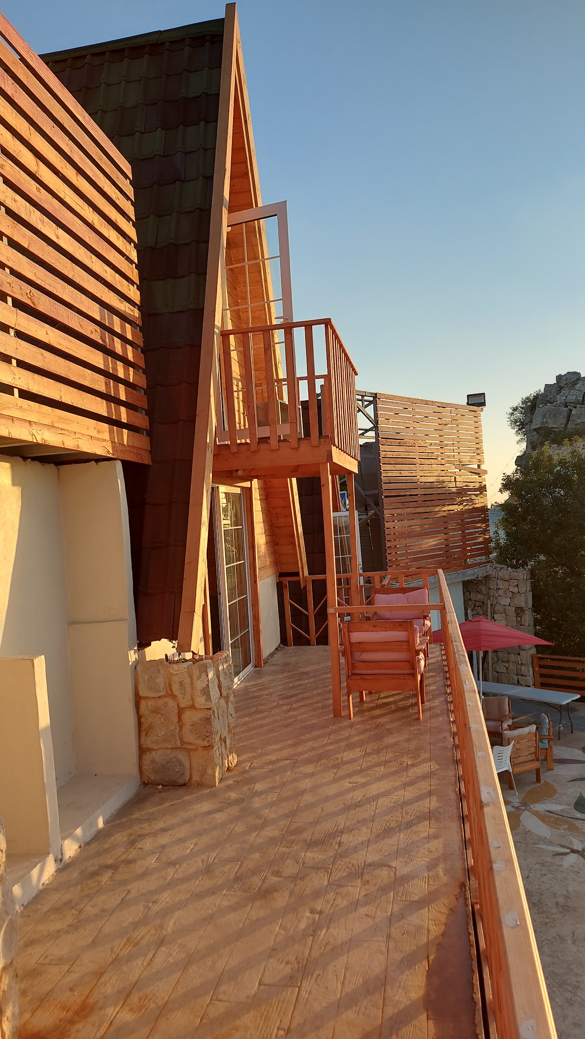 Al Manfa Village — photograph 2
