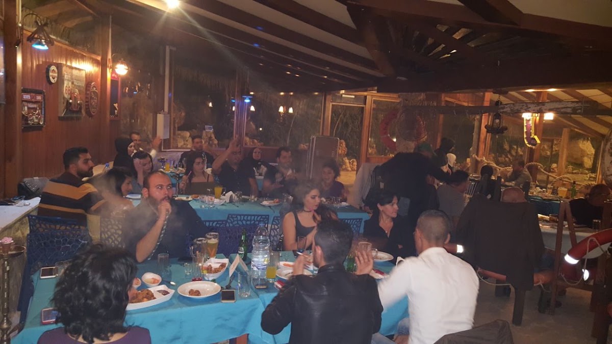Laguna Restaurant — photograph 2