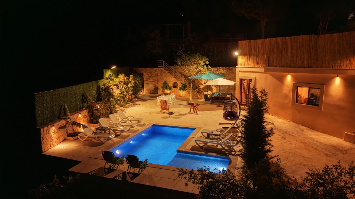 Khozan Guest House