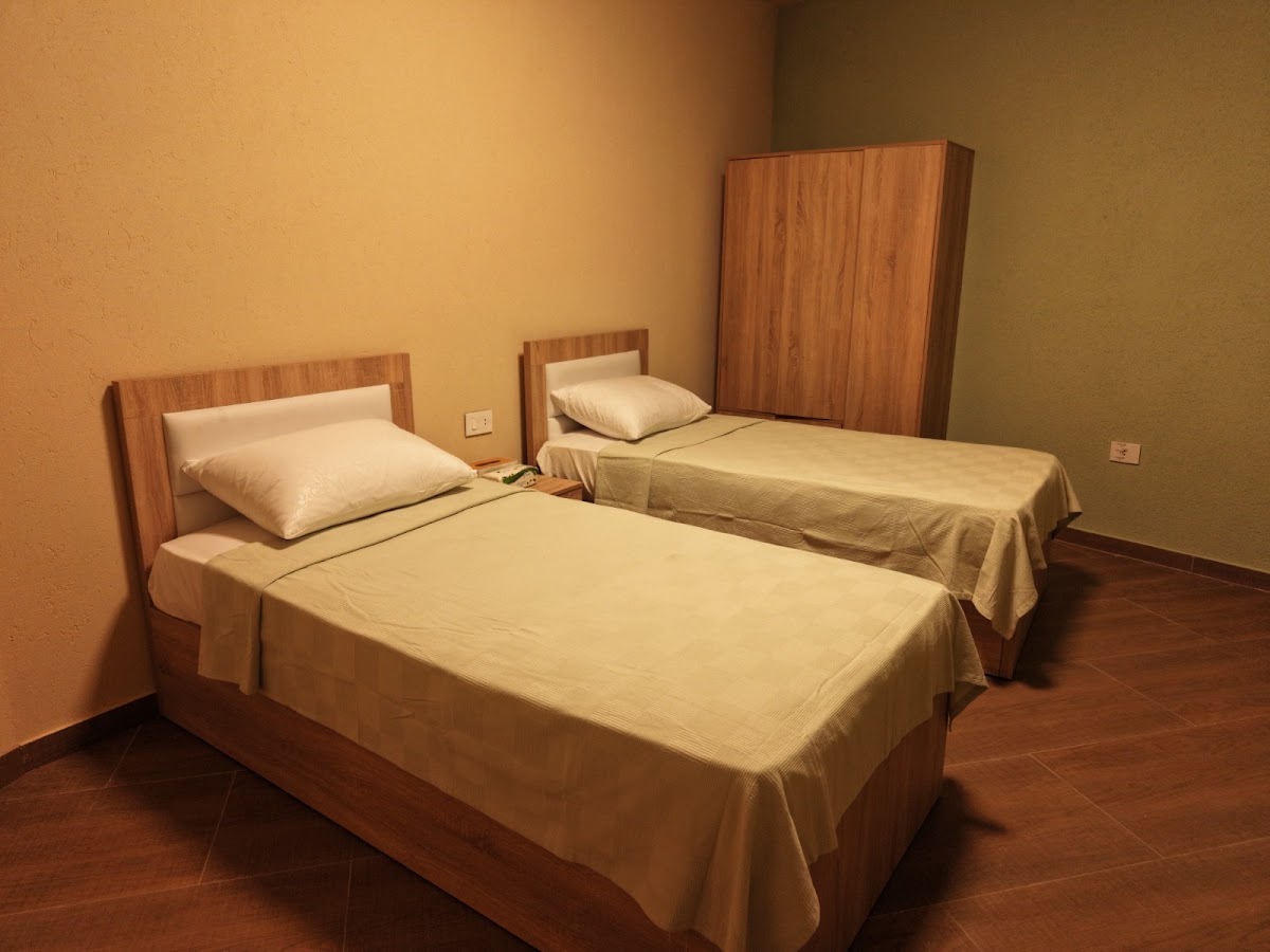 Khozan Guest House — photograph 2