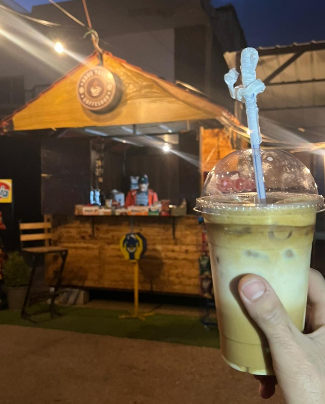 Abou Tarek Coffee Shop — photograph 2